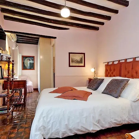 Bed & Breakfast Giubbonari Rome